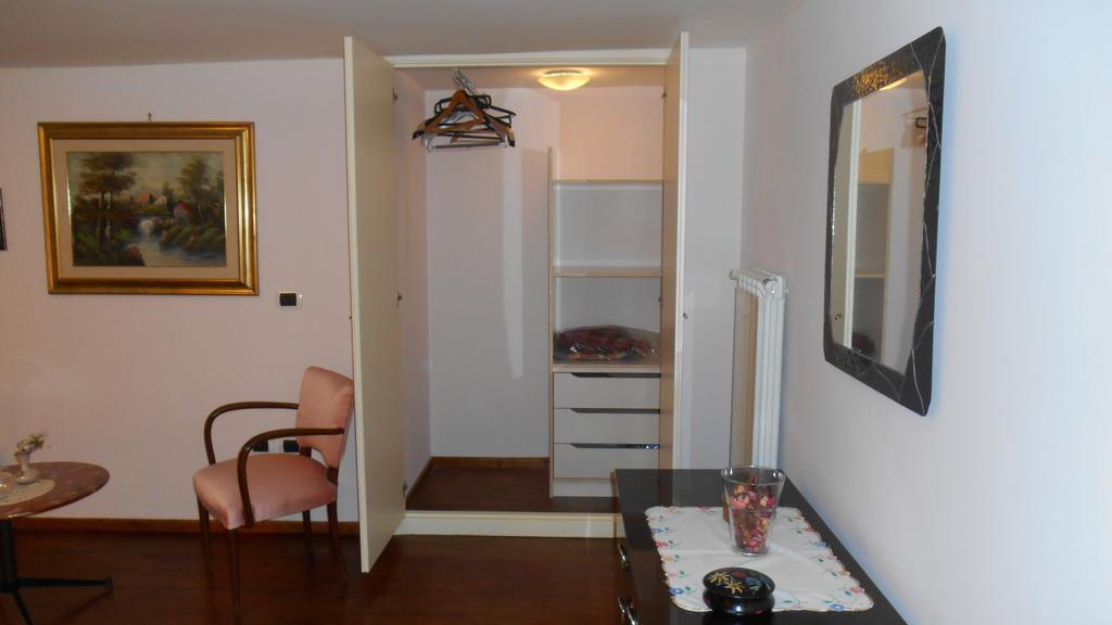 Casa Sannazzaro Apartment *